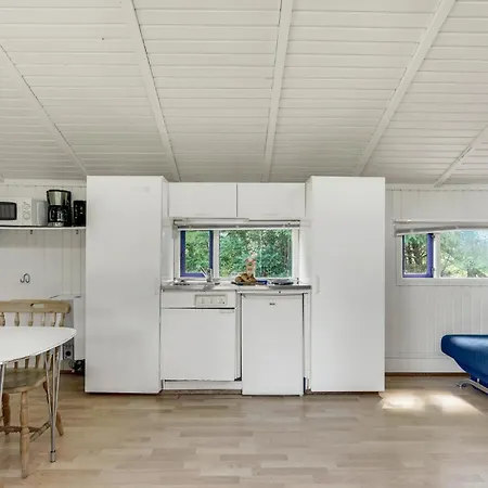 1 Bedroom Lovely In Semesterbostad *