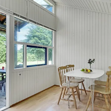 1 Bedroom Lovely In *