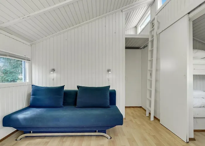 1 Bedroom Lovely In *