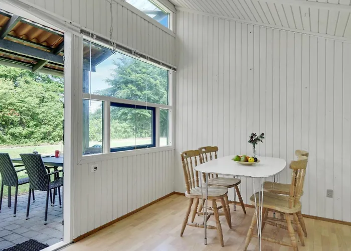 1 Bedroom Lovely In *